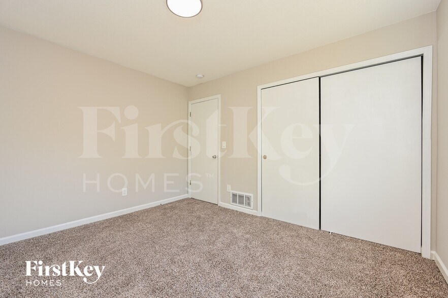 Building Photo - 3373 Holly Hock Ct