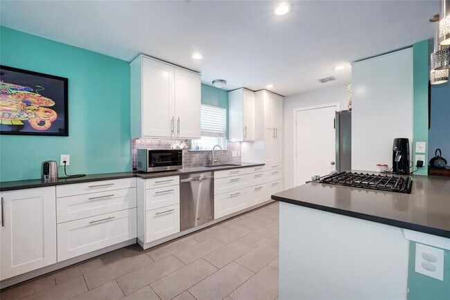 Building Photo - 1719 Mearns Meadow Blvd