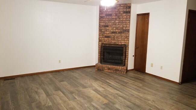 Living Room - 910 Acacia Circle