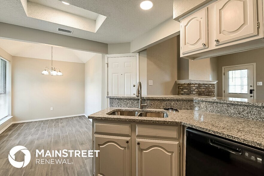 Building Photo - 103 Meadow Dr