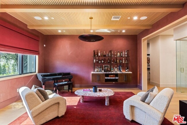 Building Photo - 5084 Valjean Ave