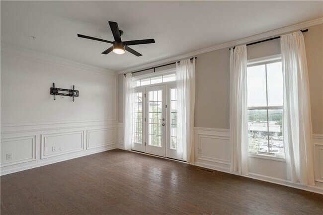 Building Photo - 416 Montclair Ct