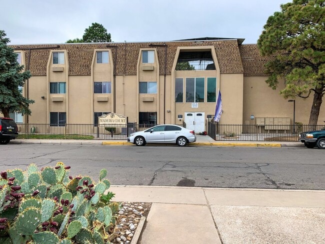 Interior Photo - Madeira Court