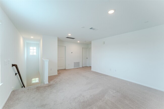 Building Photo - 1017 Laguna Cv Dr