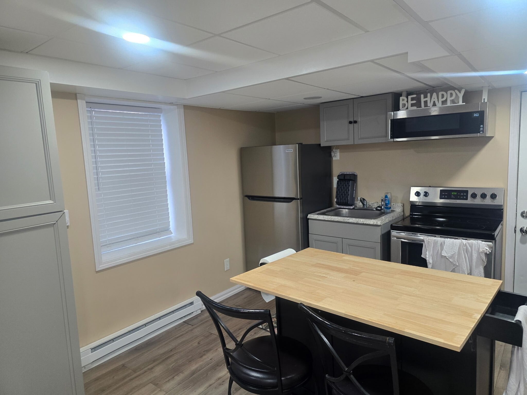 Building Photo - 5 Verdun Ave