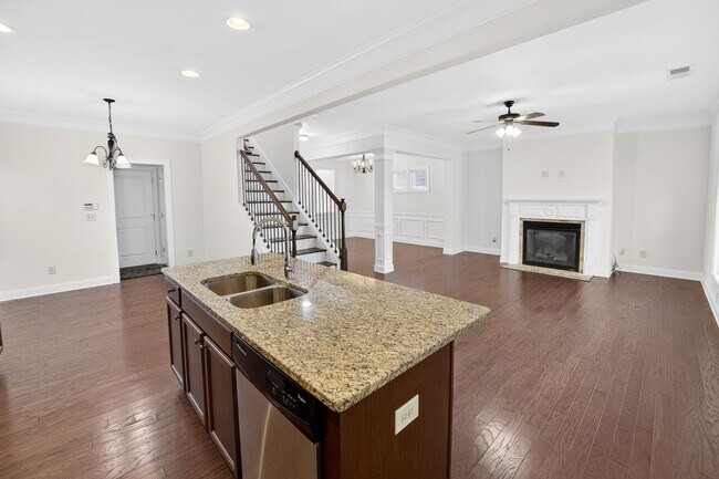 Building Photo - 269 Privet Cir