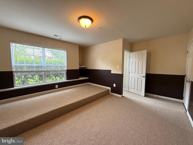 Building Photo - 20850 Autumn Mill Ct