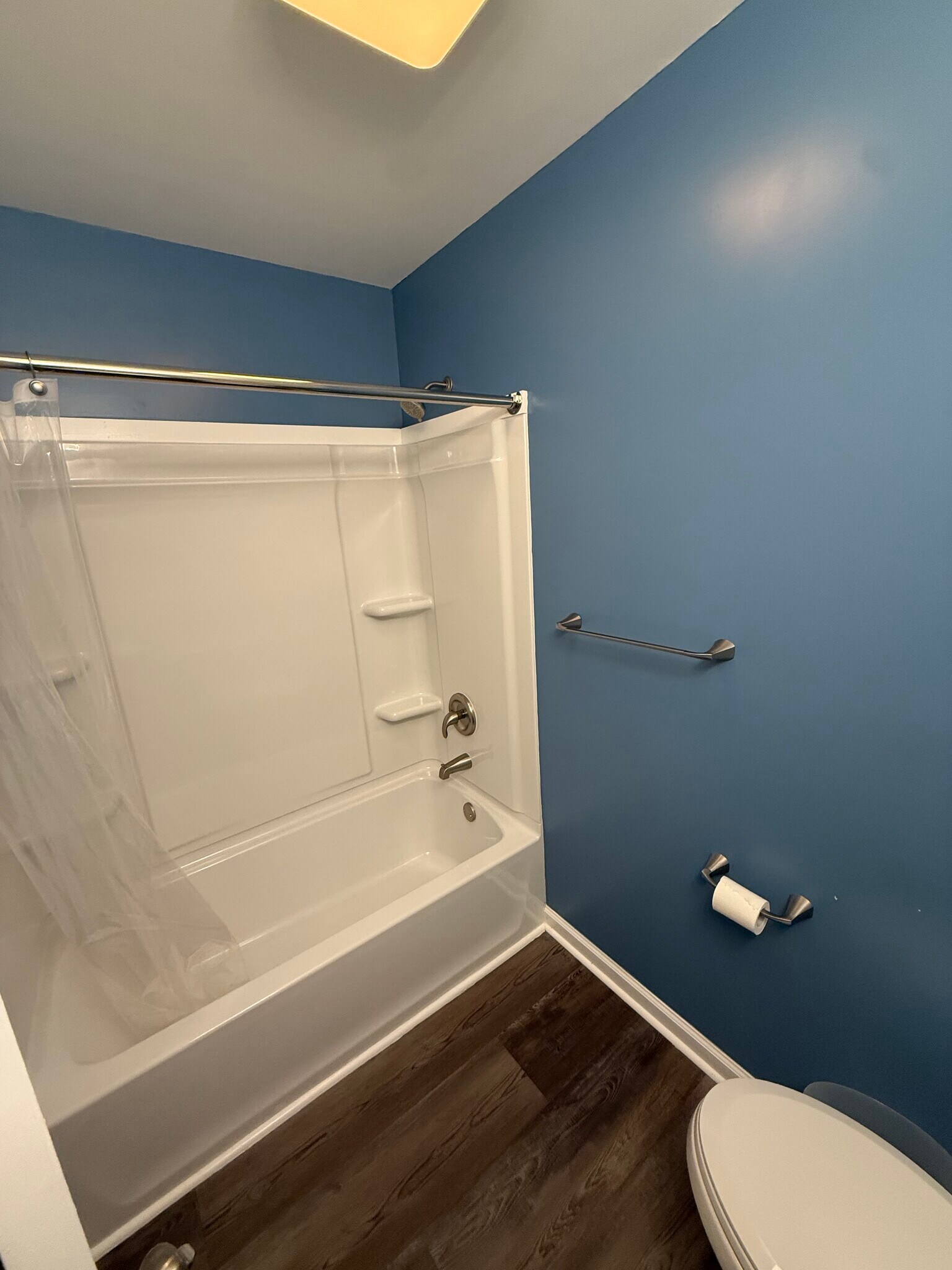 Building Photo - 791 Long Hill Rd