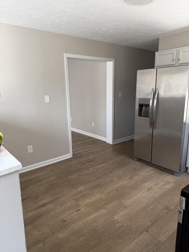 Building Photo - 18648 Nantz Rd