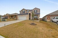 Building Photo - 2221 Clove Ct