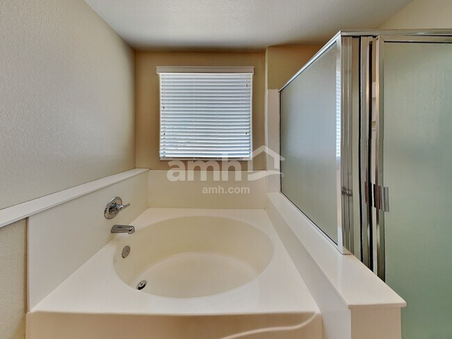 Building Photo - 25822 W Nancy Ln