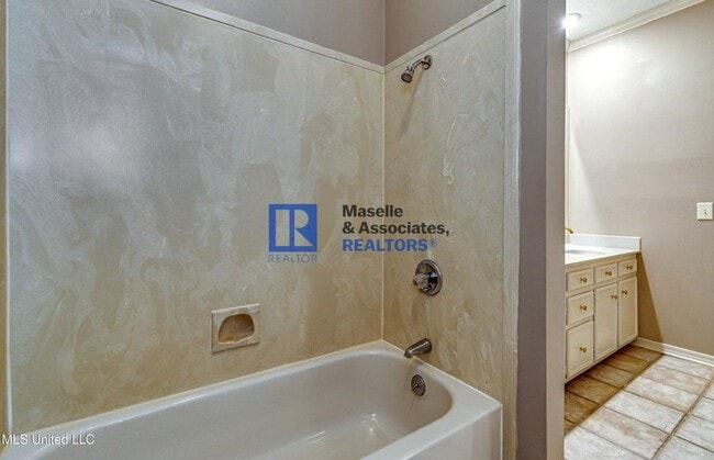 Building Photo - 3 Bed/2 Bath Home in Castlewoods in Brandon