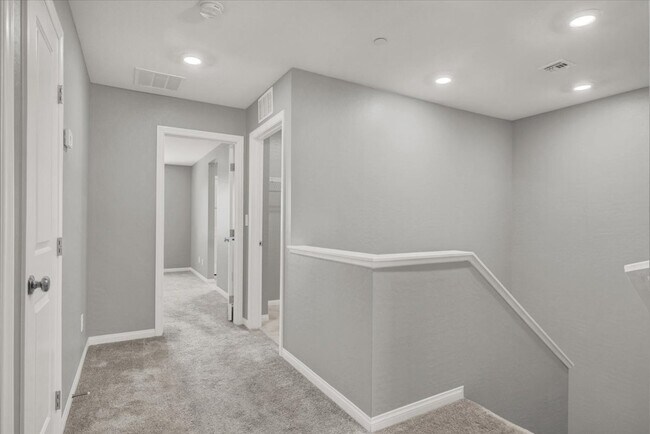 Building Photo - 502 Sonoma Range St