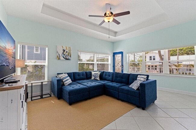 Building Photo - 106 7th Ave