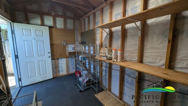 Building Photo - Bright and Cozy 3 Bedroom Home In Pacific Grove