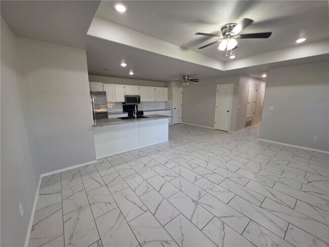 Building Photo - 809 Kinkade Pl