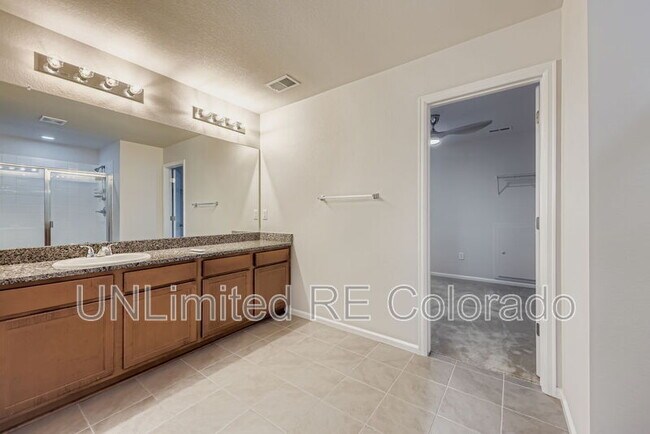 Building Photo - 6782 Petunia Pl