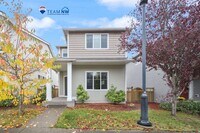 Building Photo - 3 bedroom 2.5 baths - Easy JBLM commute! - North Thurtson School District.