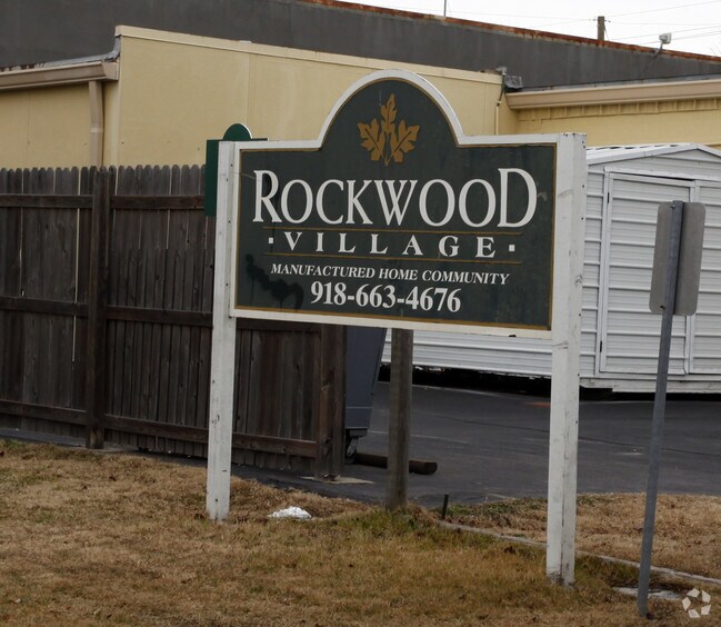 Building Photo - Rockwood Mobile Home Park
