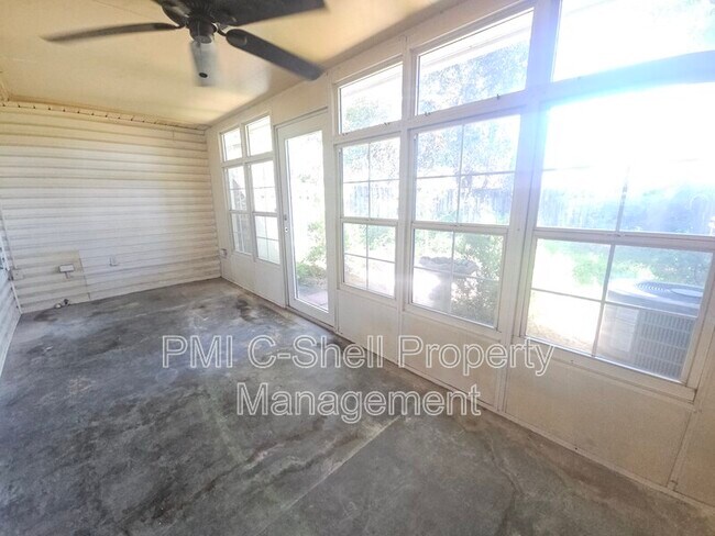 Building Photo - 3012 Brigantine Dr
