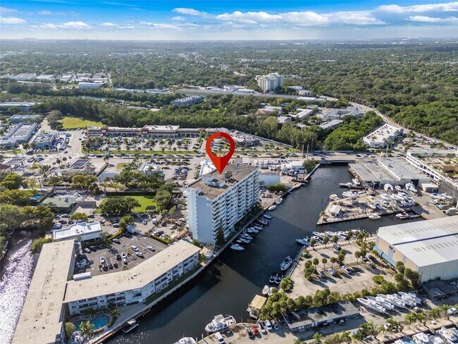 Building Photo - 13155 Ixora Ct