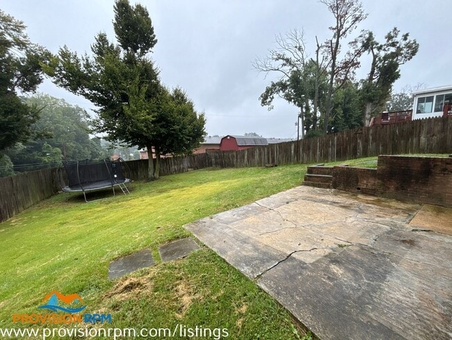 Building Photo - 4002 22nd Ave