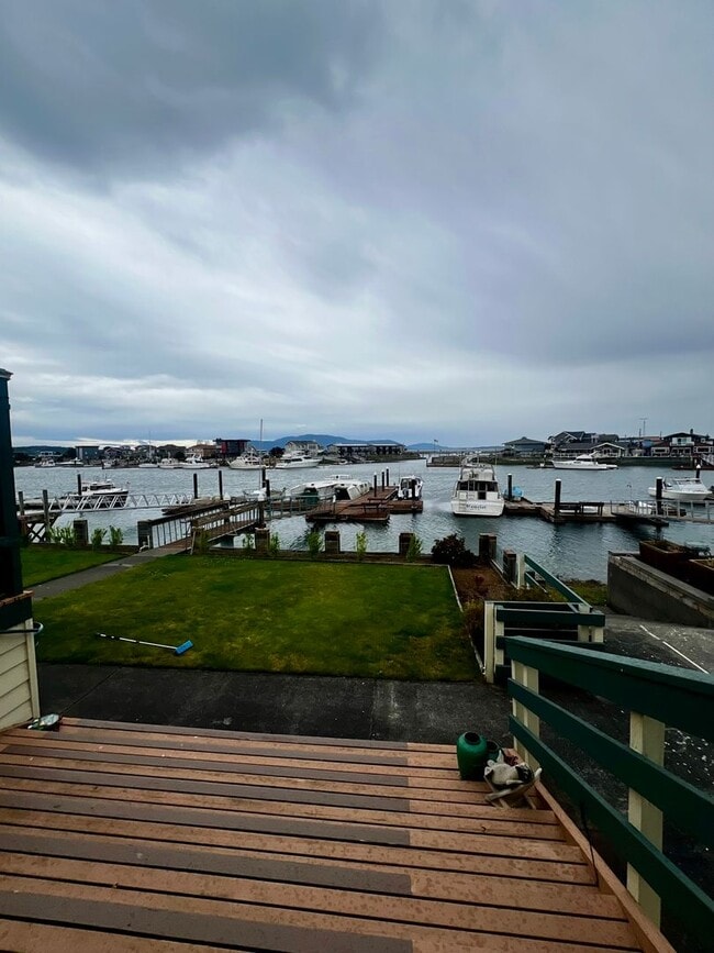 Building Photo - 4079 Saltspring Dr