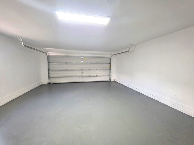 Building Photo - Vero Beach Rentals. Vero Beach Homes For Rent. Vero Beach Rent, LLC and Property Management Company