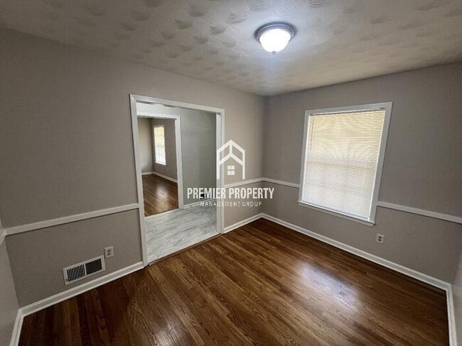Building Photo - 1791 Homedale Ave