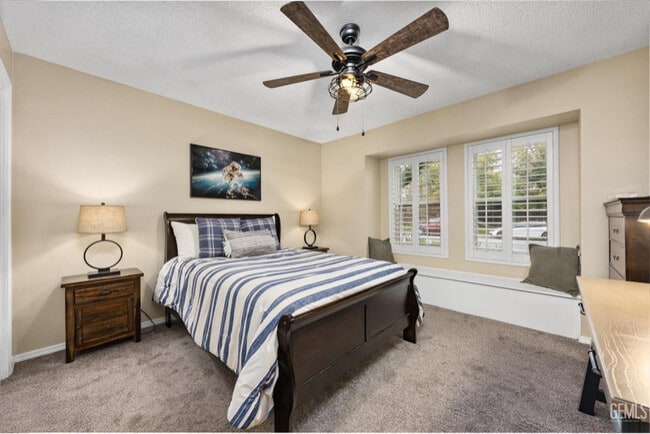 Building Photo - 1503 Calle Hermosa