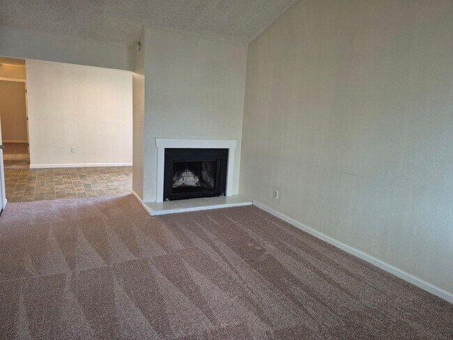 Building Photo - 3926001/70