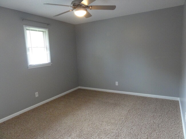 Building Photo - Beautiful Single Family Home, Great Location