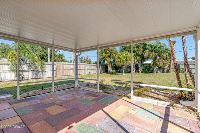 Building Photo - 152 Longwood Dr