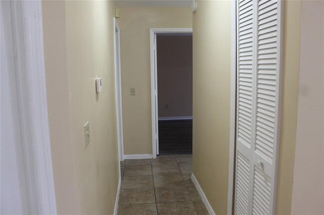 Building Photo - 9869 Aloma Bend Ln