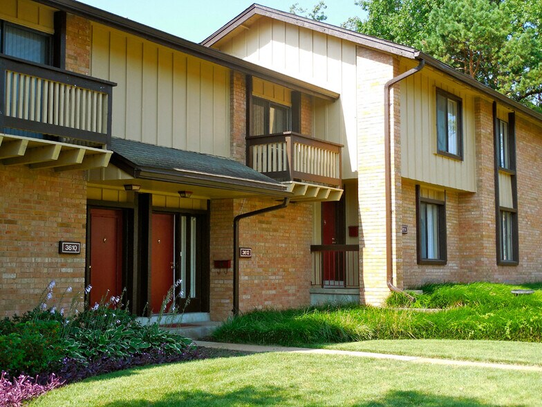 The Knolls Townhomes Saint Louis, MO Apartment Finder