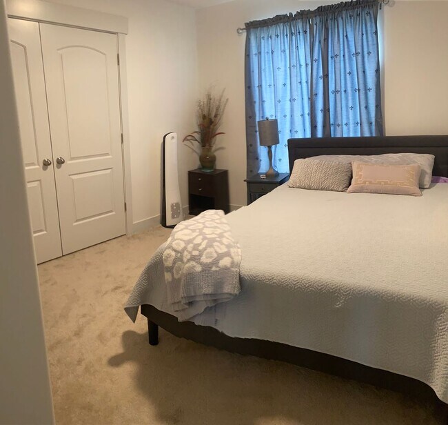 Building Photo - Lovely Home For Rent In Saratoga Springs, UT