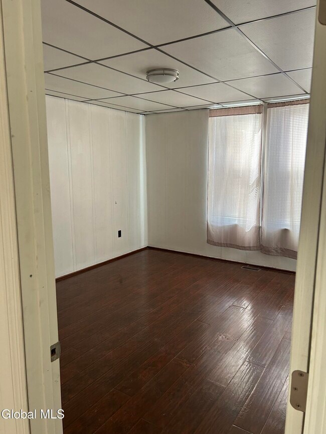 Building Photo - 1908 4th Ave