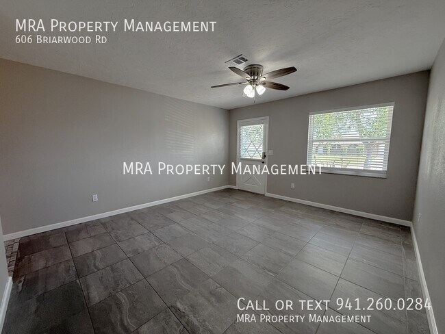 Building Photo - 606 Briarwood Rd