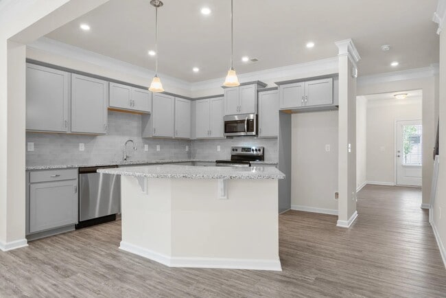 Building Photo - 86 Professional Ct