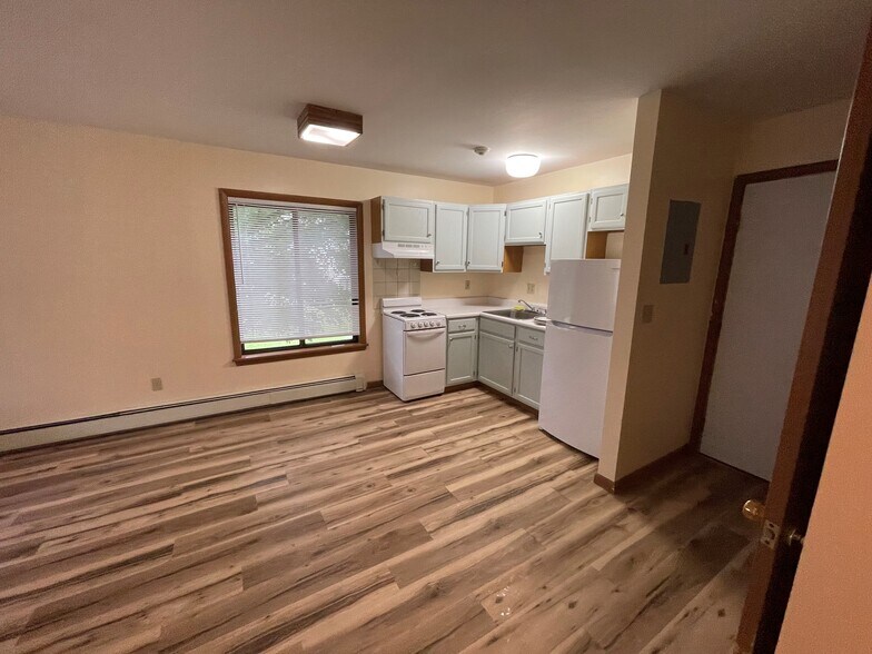 Meadow East Apartments 118 Leroy St Potsdam NY 13676 Apartment Finder