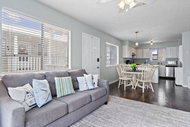 Primary Photo - 25925 Canal Rd