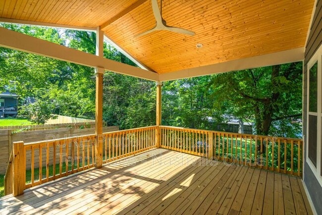 Building Photo - 606 Annex Ave