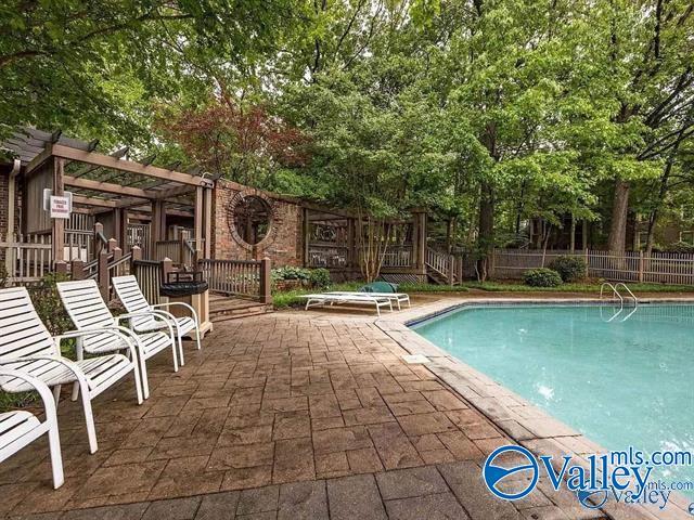 Building Photo - 2134 Greenwood Pl SW