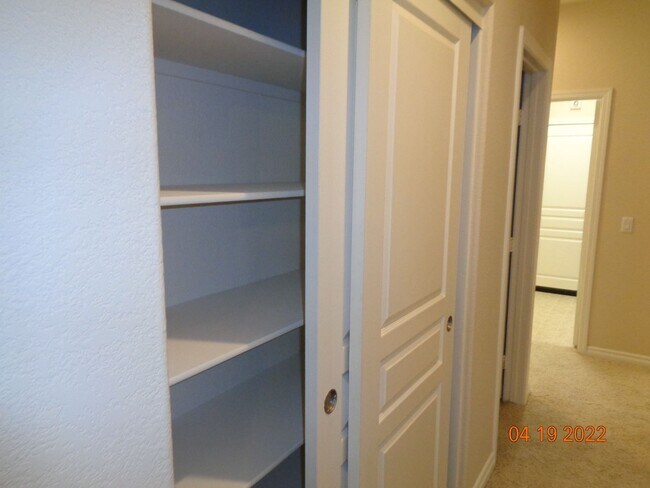 Building Photo - 3131 Perdot Ln