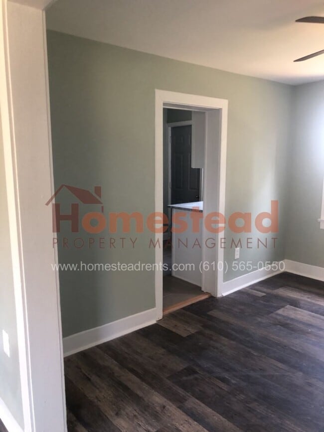Building Photo - 3 BEDROOM LINWOOD HOME!