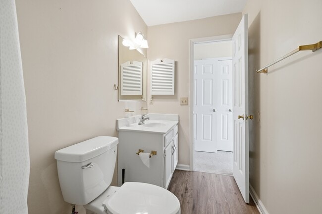 Building Photo - 3914 Wyckoff Dr