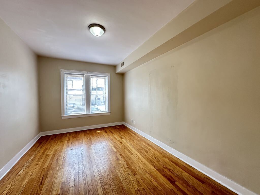 Building Photo - 4407 N Keystone Ave