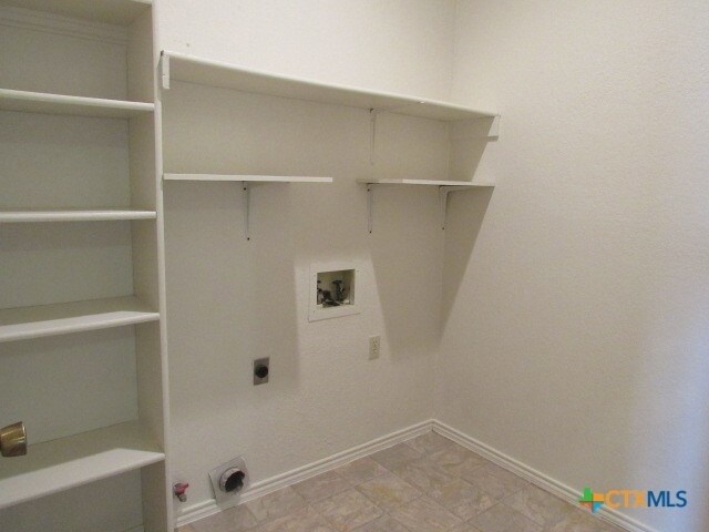 Building Photo - 401 E Hogan Dr