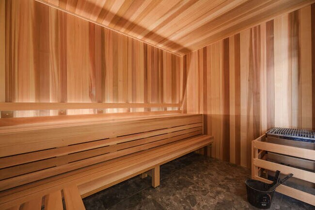 Building Photo - 1257 N Ashland Ave