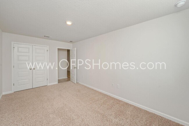 Building Photo - 6705 Sarah Ann Way